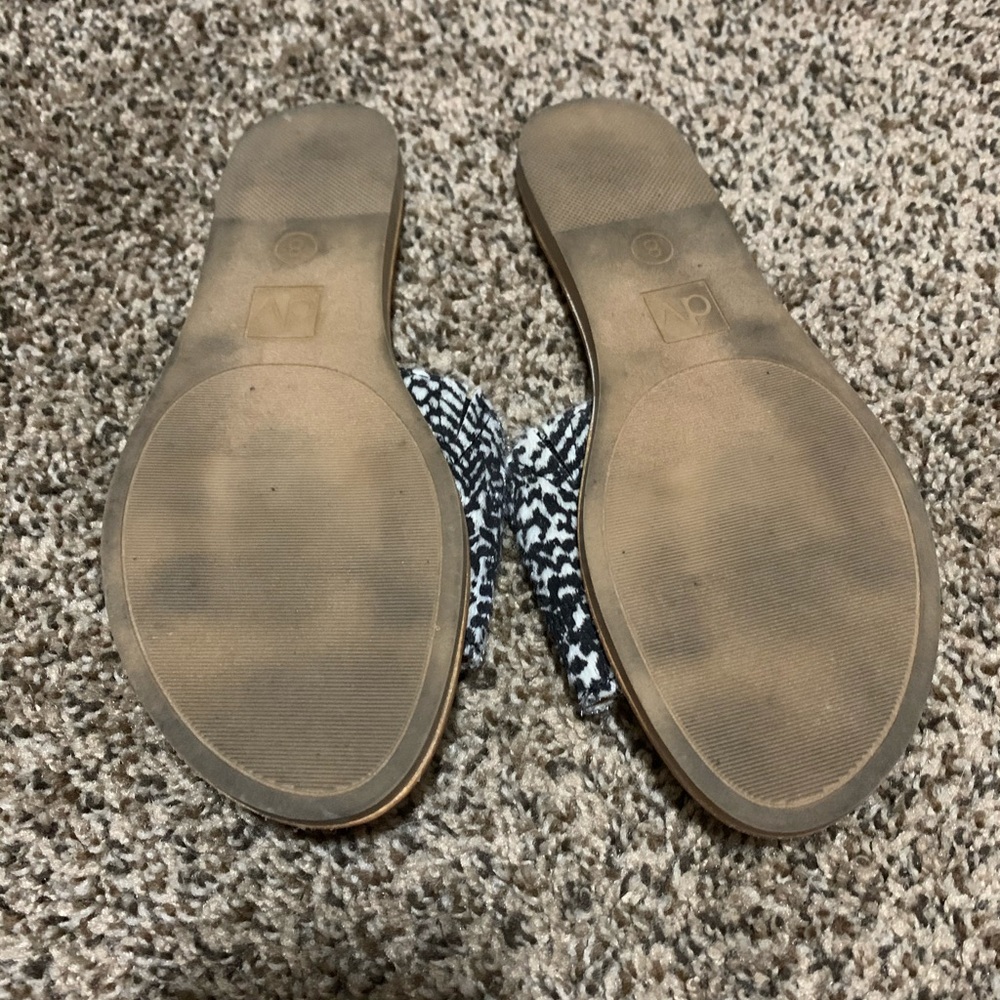 Sandals - Picture 2 of 2